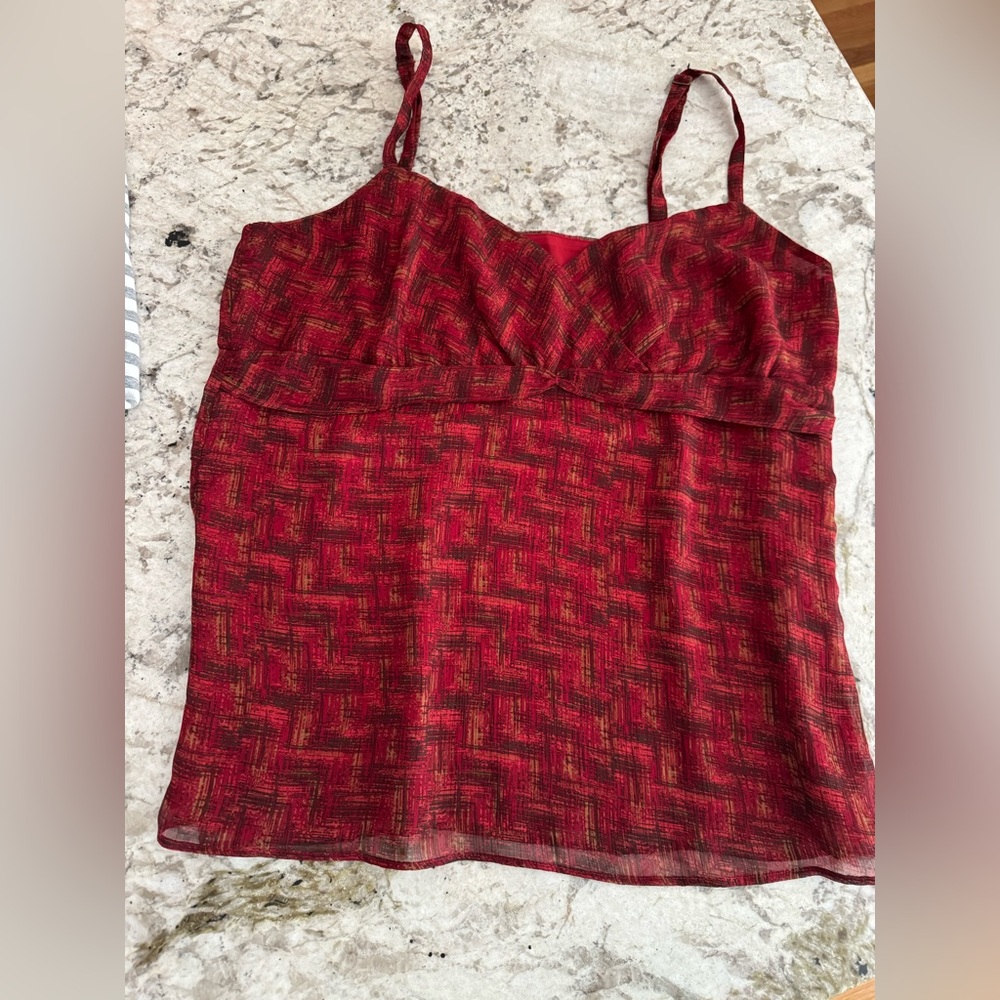 New York & Company Red Patterned Spaghetti Strap Camisole